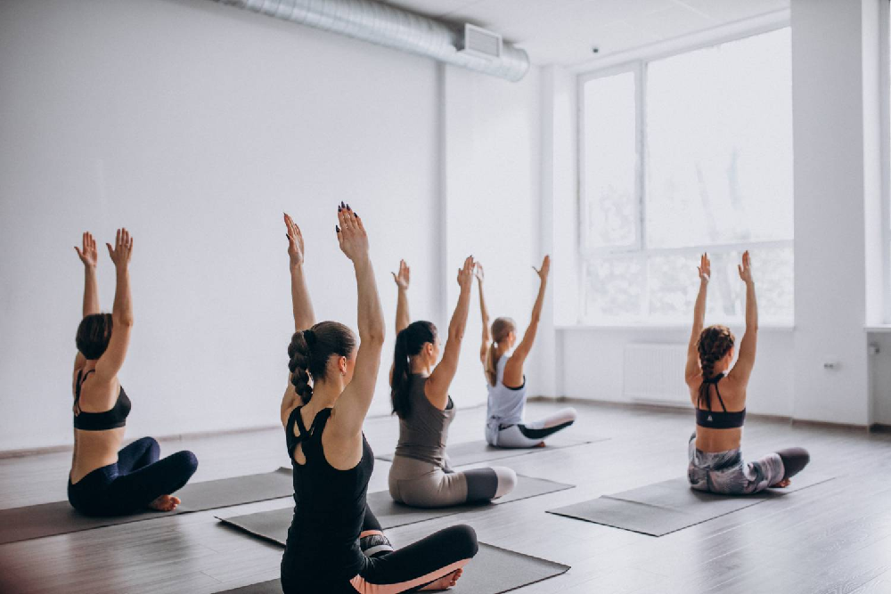 Co nam daje joga?
